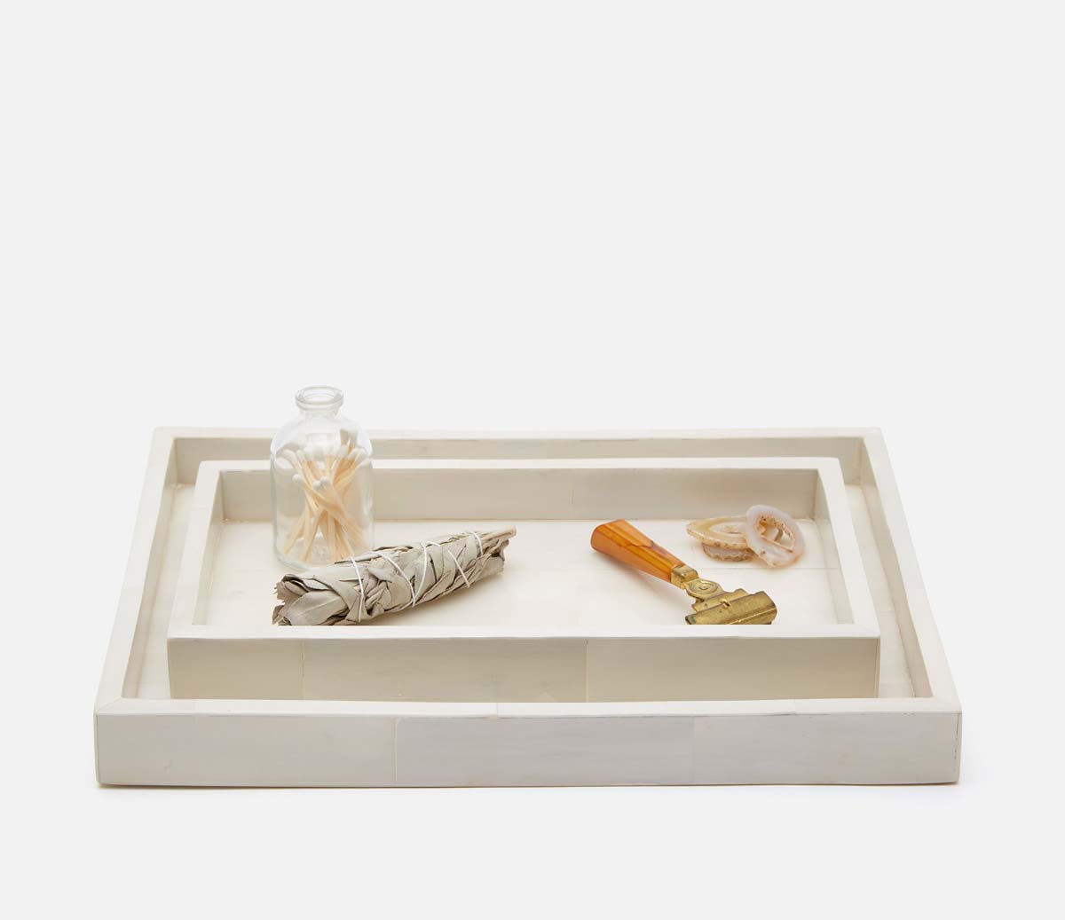 pigeonpoodle-Arles-white-trayset